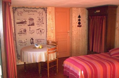 Mardilly Manoir Du Val Harangt B&B 객실 사진